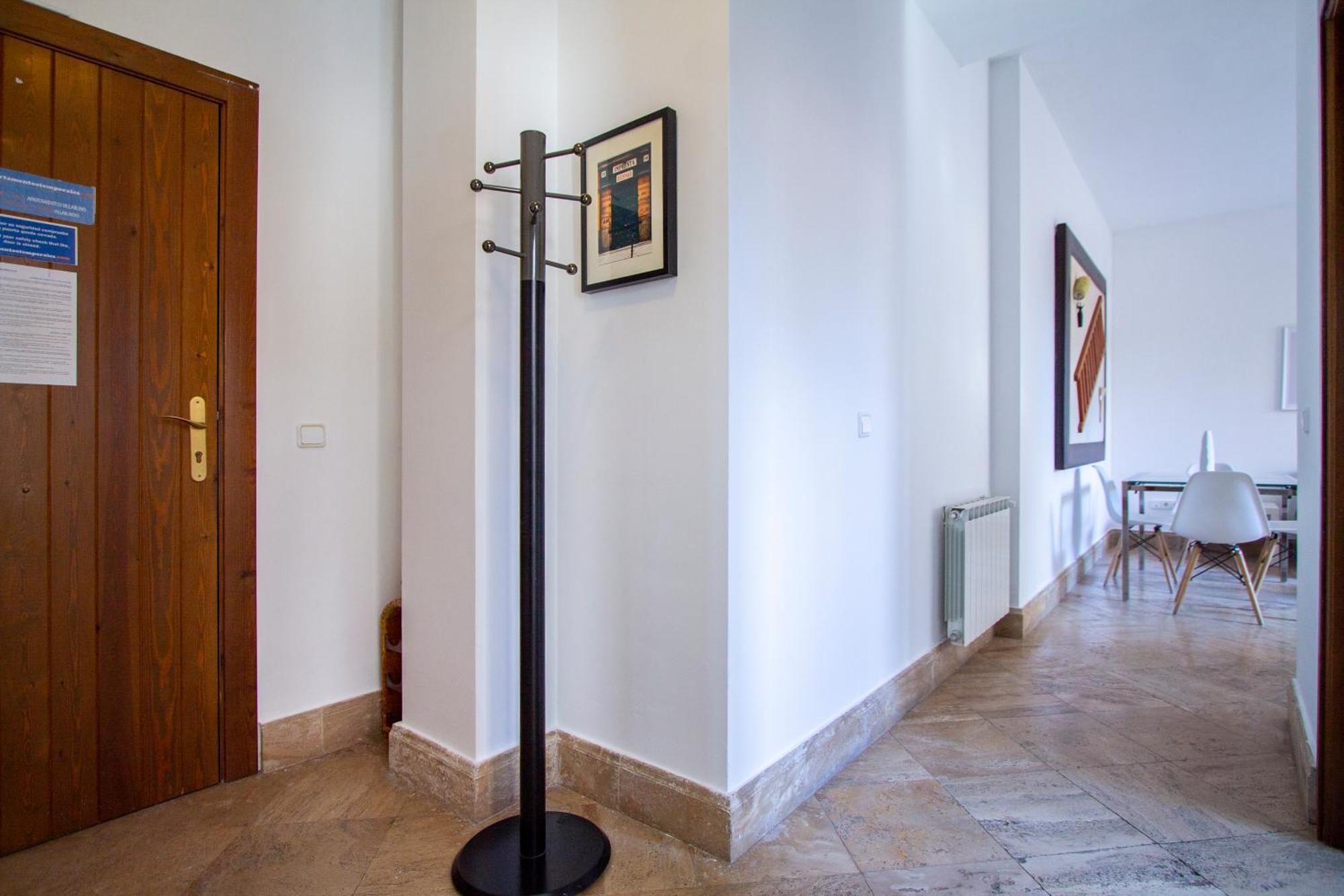 Apartamentos Villablino Arturo Soria Madrid Luaran gambar
