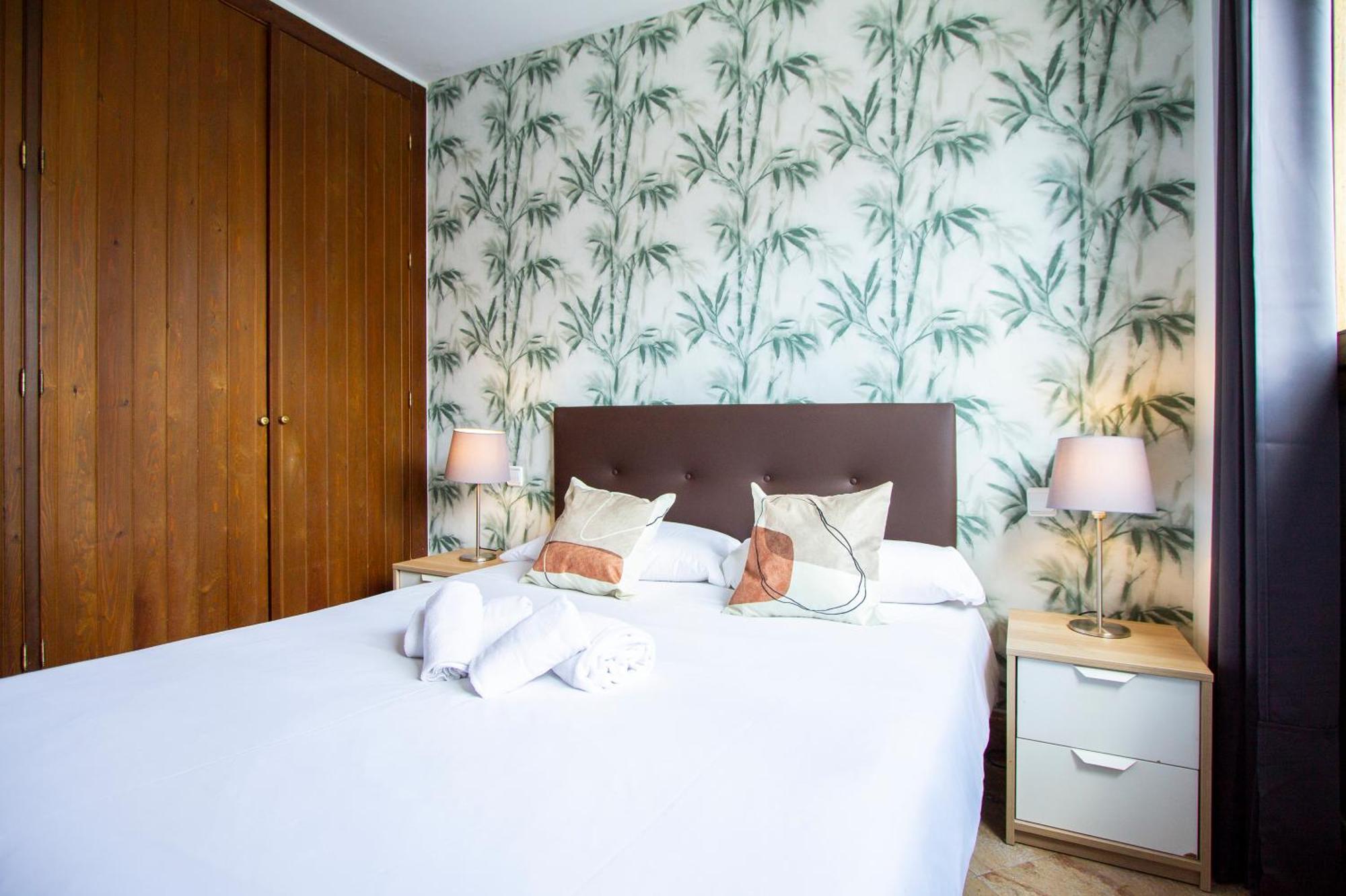 Apartamentos Villablino Arturo Soria Madrid Luaran gambar