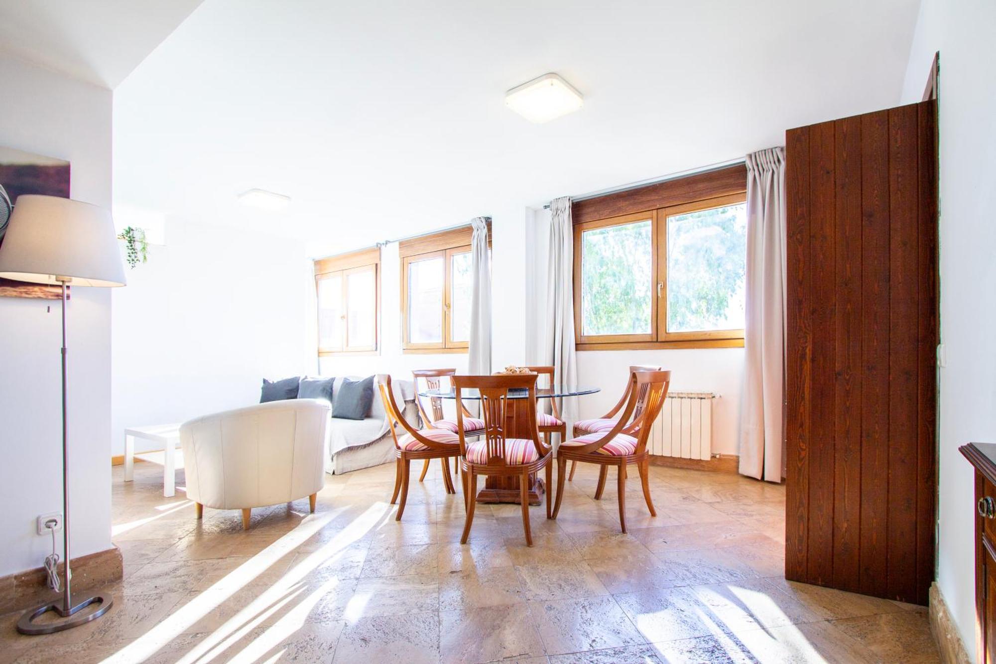 Apartamentos Villablino Arturo Soria Madrid Luaran gambar