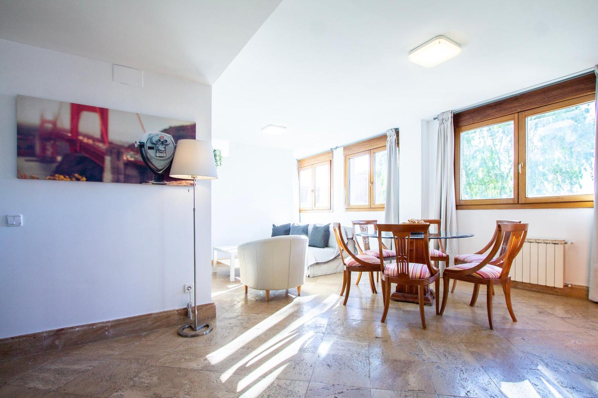 Apartamentos Villablino Arturo Soria Madrid Luaran gambar